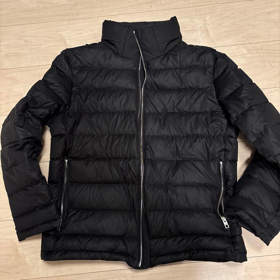   CK ブラック ダウンジャケット【出品1月31日まで】 CKメンズベーシックエッセンシャルダウンプッパージャケット (Calvin
