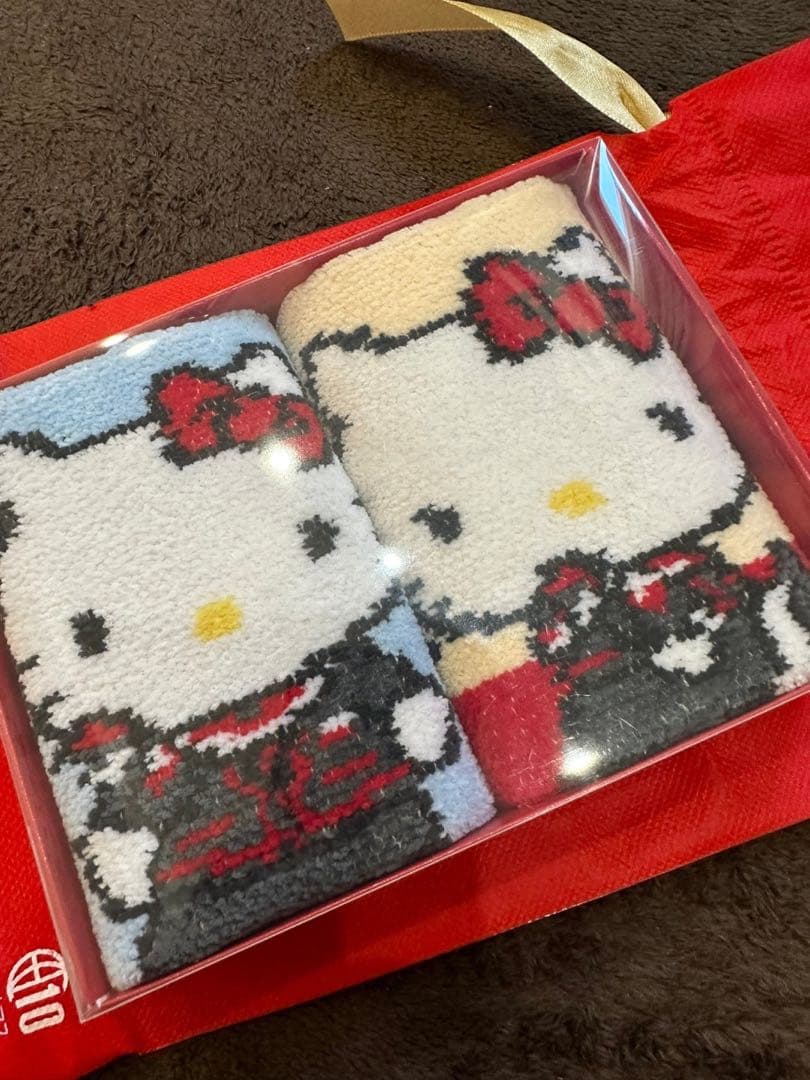 新品】フェイラー×JAL ☆CA ハローキティ ハンカチセット☆ 機内限定品