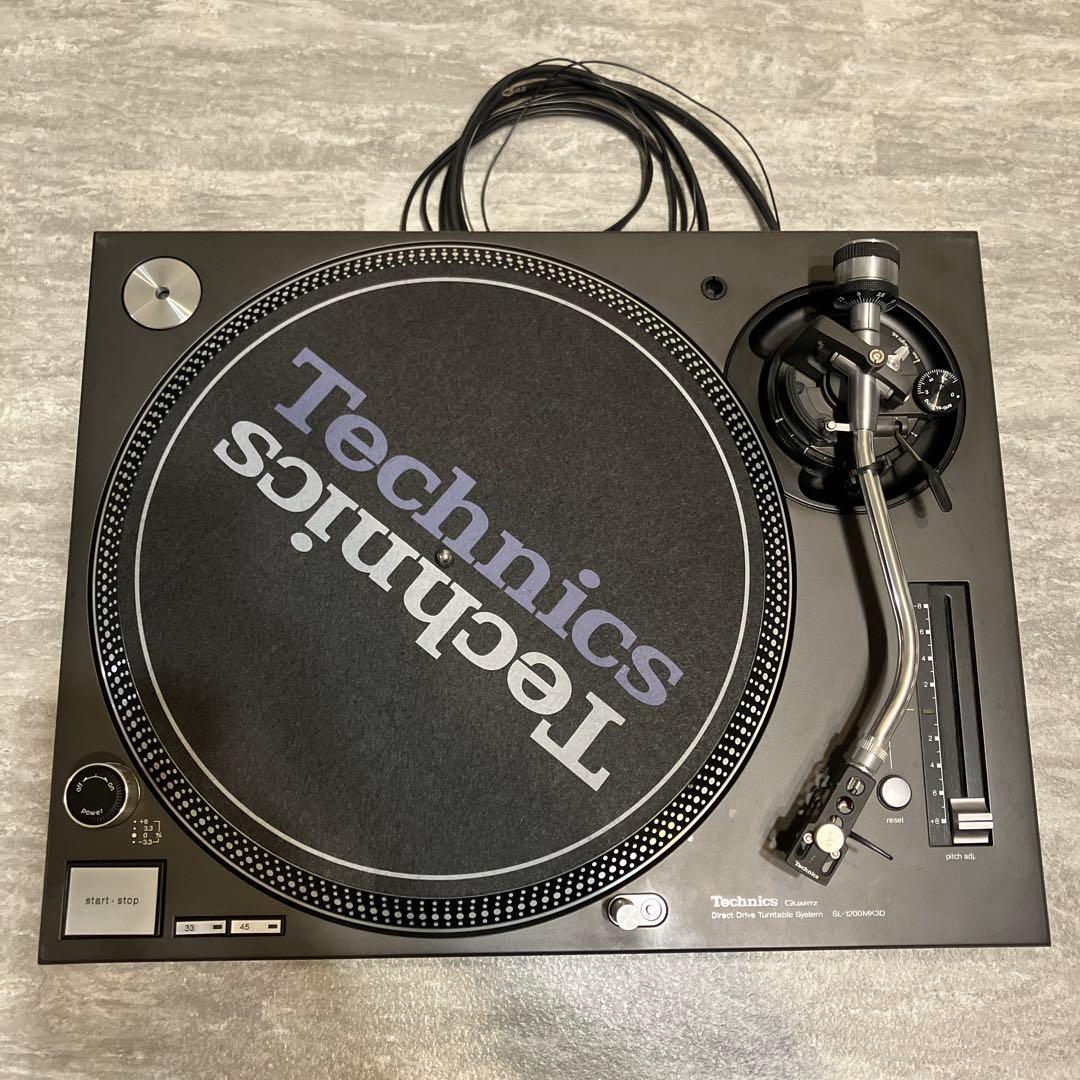 m*o様 Technics SL-1200MK3D ターンテーブル テクニクス 中古品のTechnicsのターンテーブル、SL-1200MK3D-Kのご紹介です。