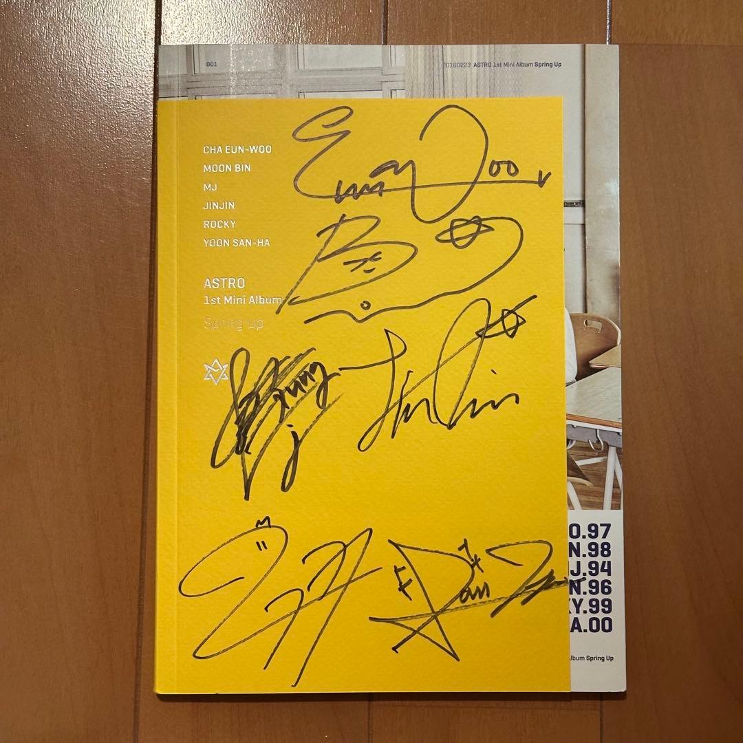 ASTRO 1st Mini Album Spring Up 直筆サイン入り ASTRO SIGNED 1ST MINI ALBUM 'SPRING UP'