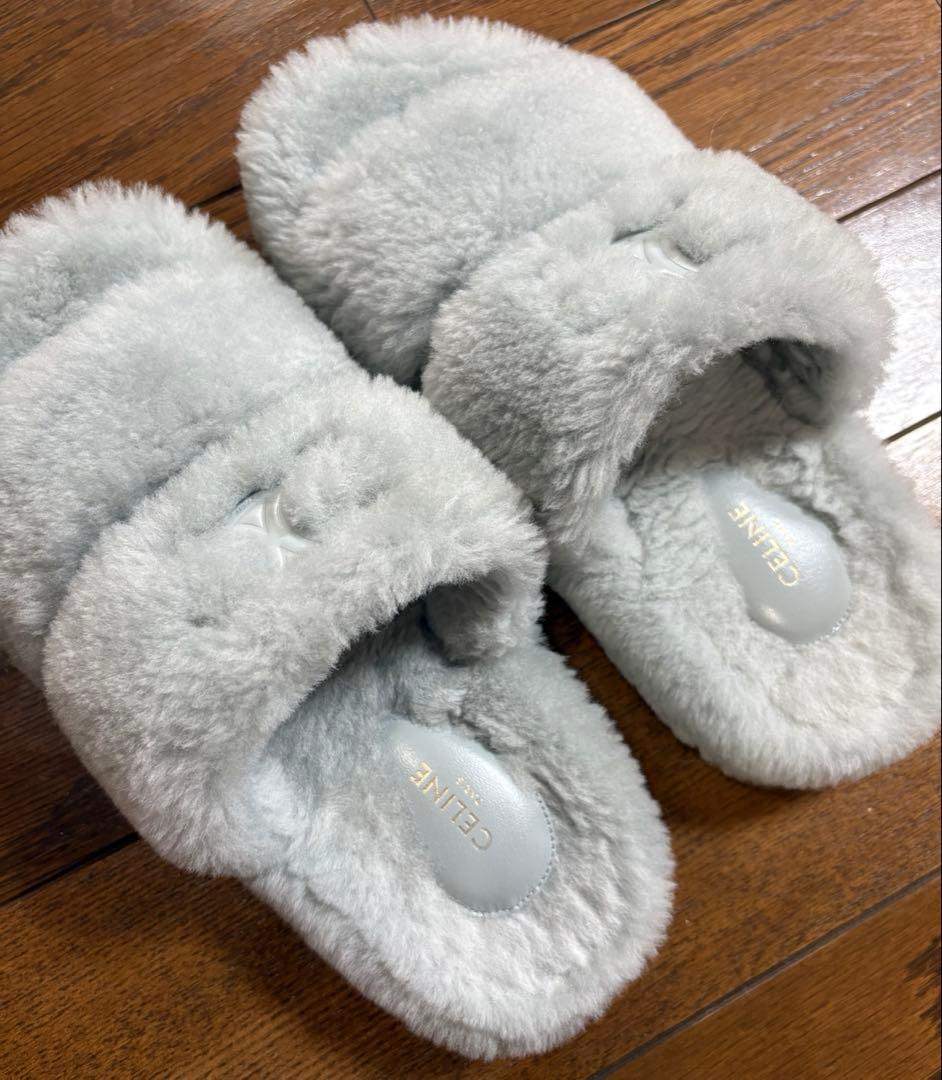 CELINE ファーサンダル 36 セリーヌ 偽物 ファーサンダル レディース クロスデザイン 可愛い