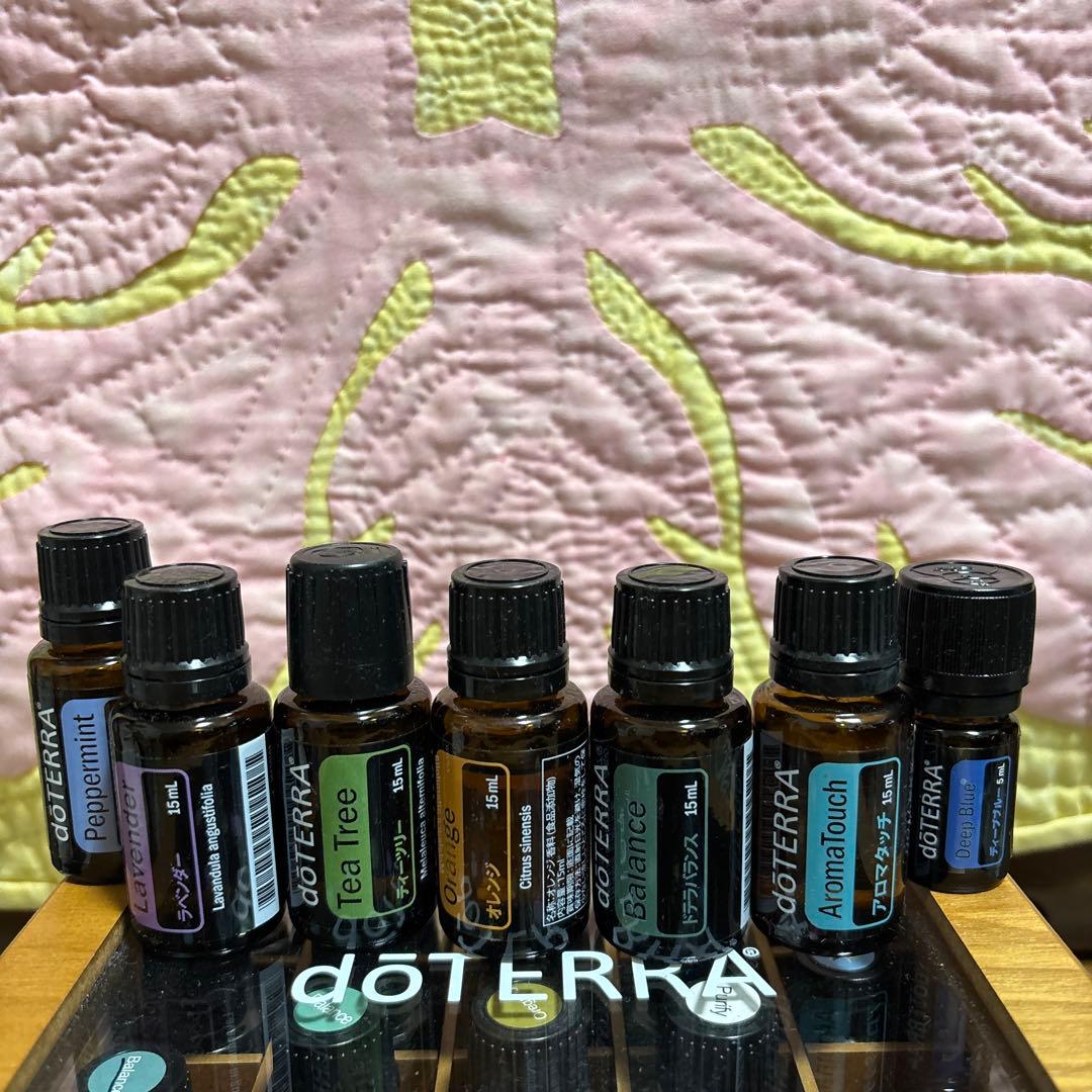 正規品】【新品】doTERRA アロマタッチオイルセット - メルカリ