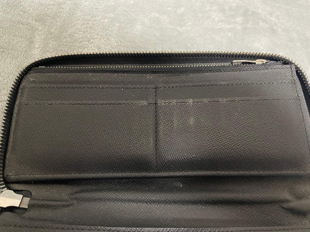 LOUIS VUITTON ブラック長財布