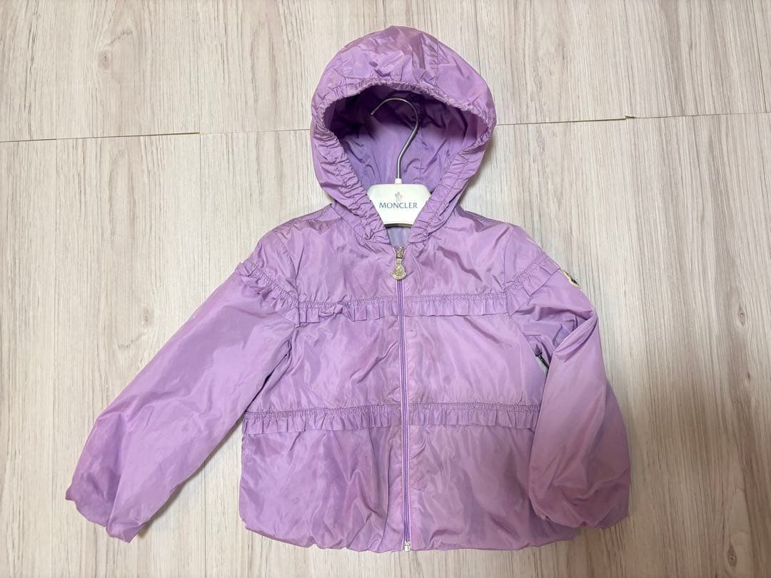 モンクレール キッズ フリル ジャケット 2A 100 110 パープル 中古・古着通販】MONCLER (モンクレール) ダウンジャケット パープル