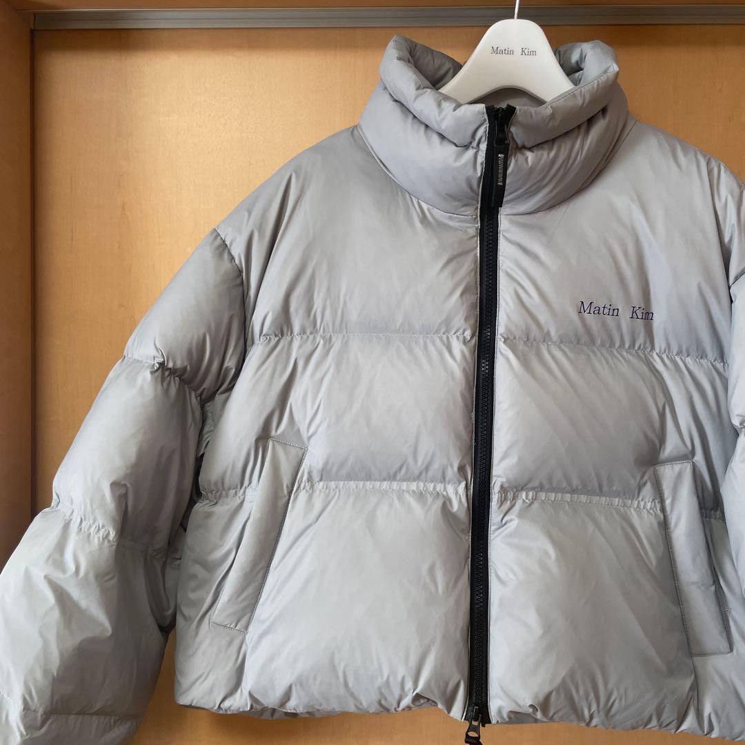 Matin Kim マーティンキム ショート丈 ダウンジャケット グレー MATIN KIM ダウンジャケット 23F/W HIGH NECK CLASSIC CROP PUFFER