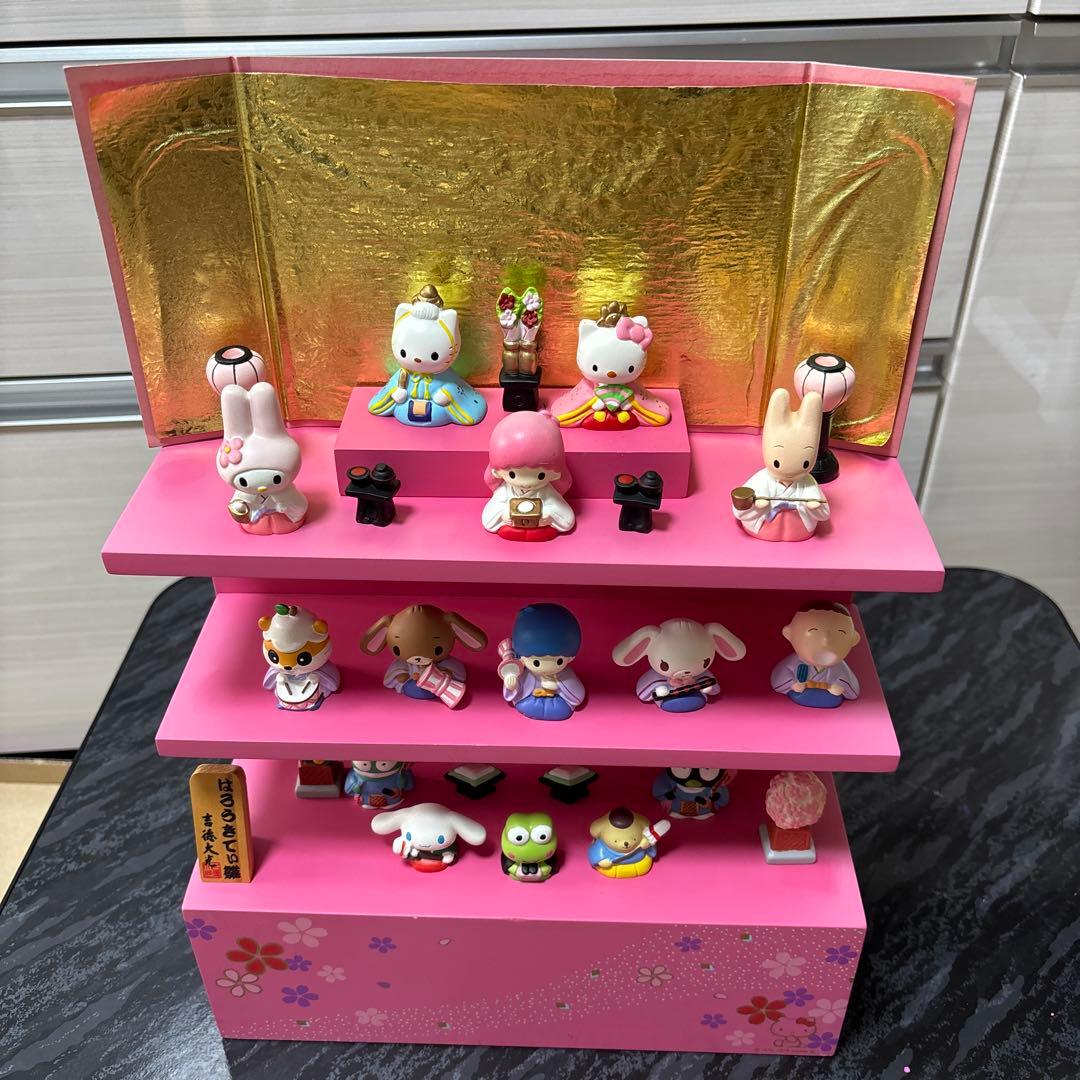 ハローキティ雛吉徳大光ひな祭り キャラクター人形セット 吉徳大光 特典♪シール付 吉徳 ハローキティ磁器ひな人形 サンリオ
