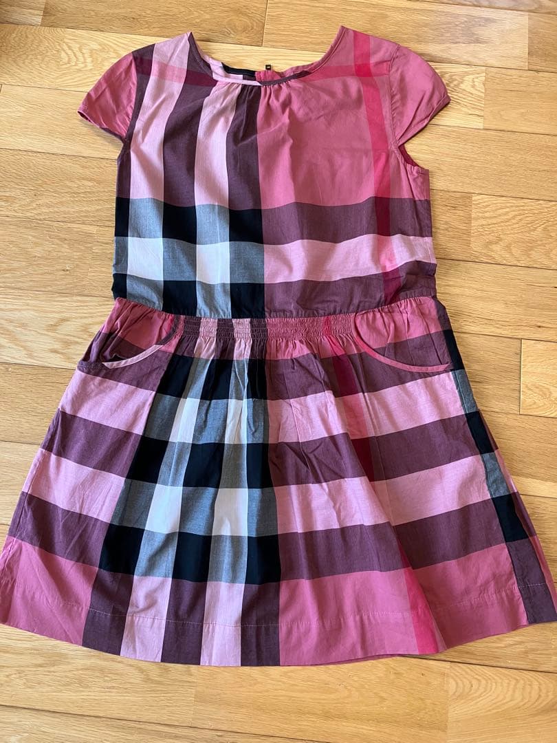新品BURBERRY チェック柄 半袖ワンピース バーバリーブルーレーベル チェック柄半袖ワンピース 38 ウール100