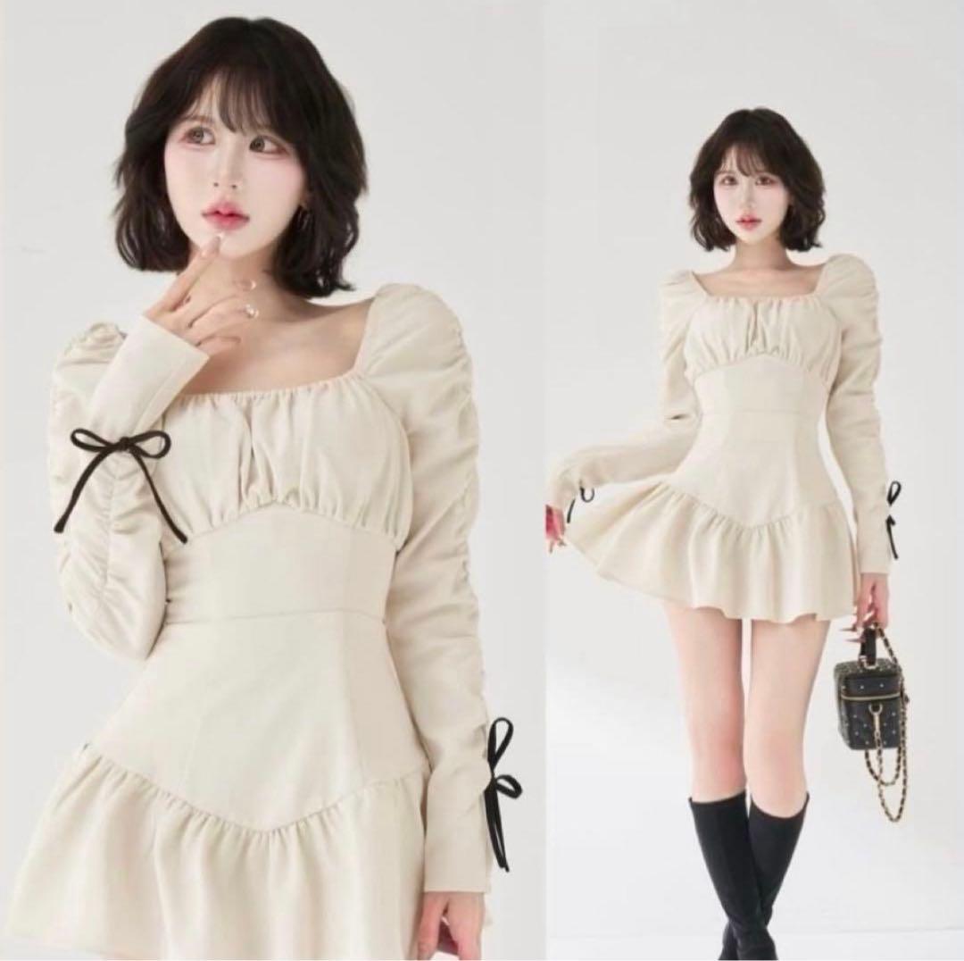 ダーリッチ スクエアネックギャザーミニワンピース FREE - メルカリ