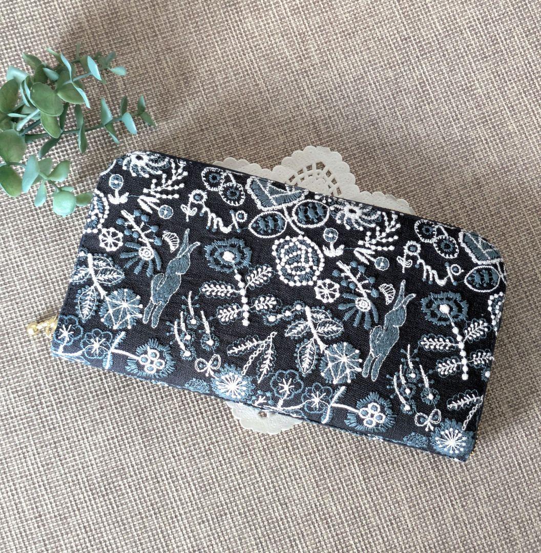 ミナペルホネン celebrate 長財布 ハンドメイド ダークネイビー 長財布 やりくり財布 ハンドメイド ミナペルホネン - メルカリ