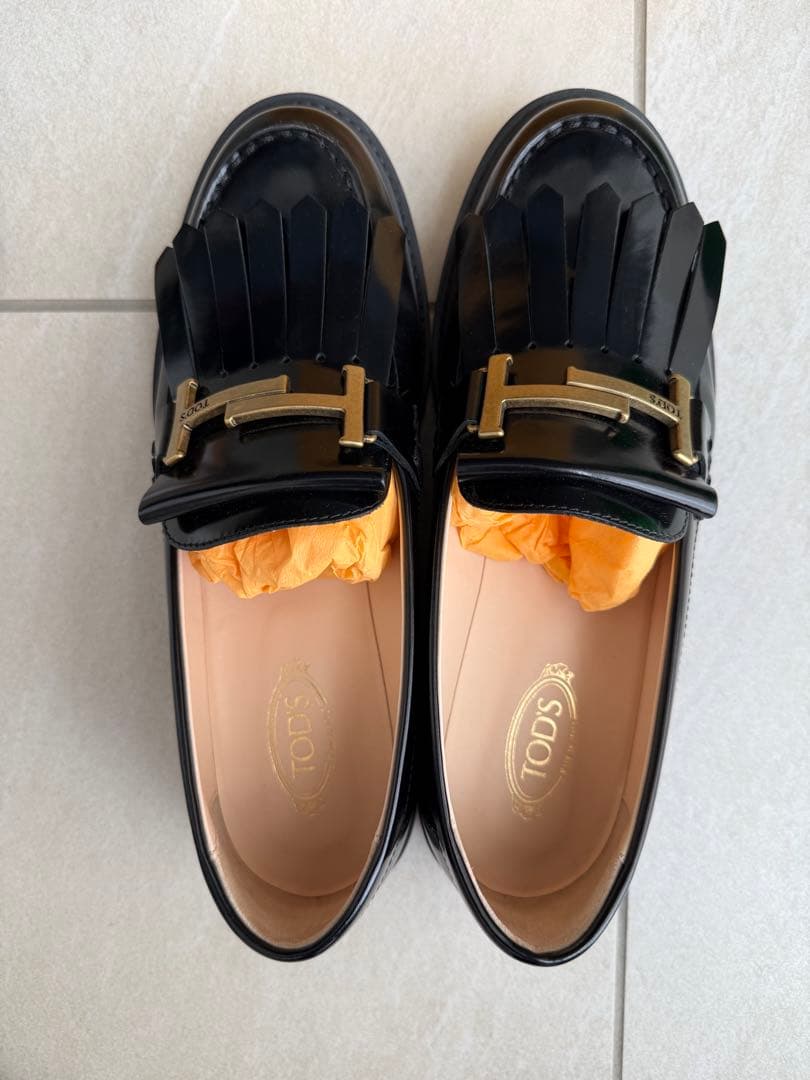 ちる　TOD'S ブラック ローファー トッズ TOD'S ローファー オックスフォード Tタイムレス ブラック