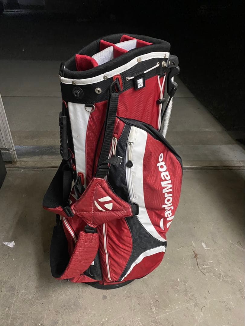 【未使用】ゴルフクラブバッグ　テーラーメイド TaylorMade（テーラーメイド） 在庫処分 8.5型 スリム キャディバッグ