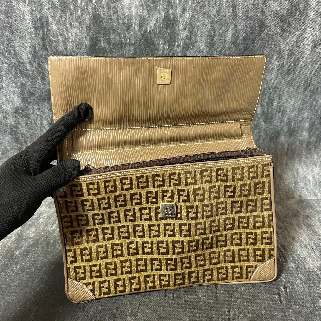 Fendi FFロゴ クラッチバッグ ブラウン - 2026 年单板滑雪 S115707781