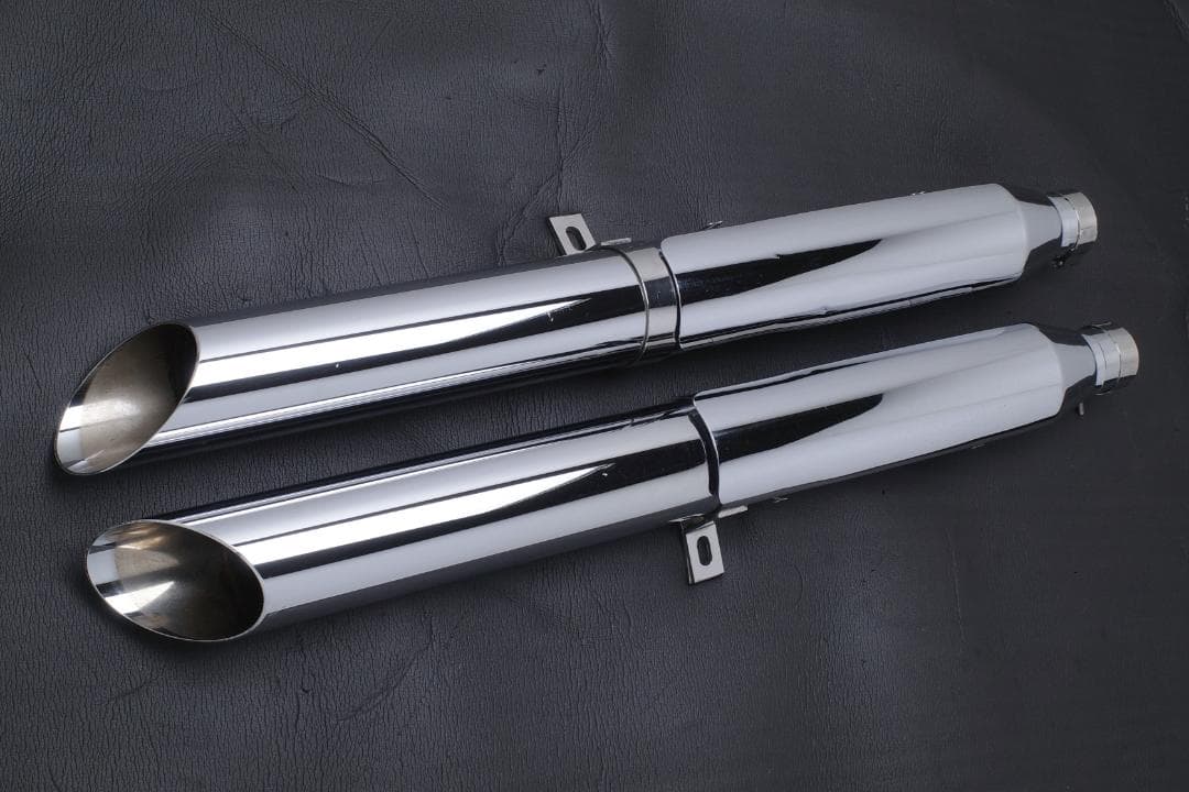 ソフテイル モーターステージ グライドスラッシュ マフラー サイレンサー ハーレー ソフテイル07年〜スラッシュカット マフラー サイレンサー