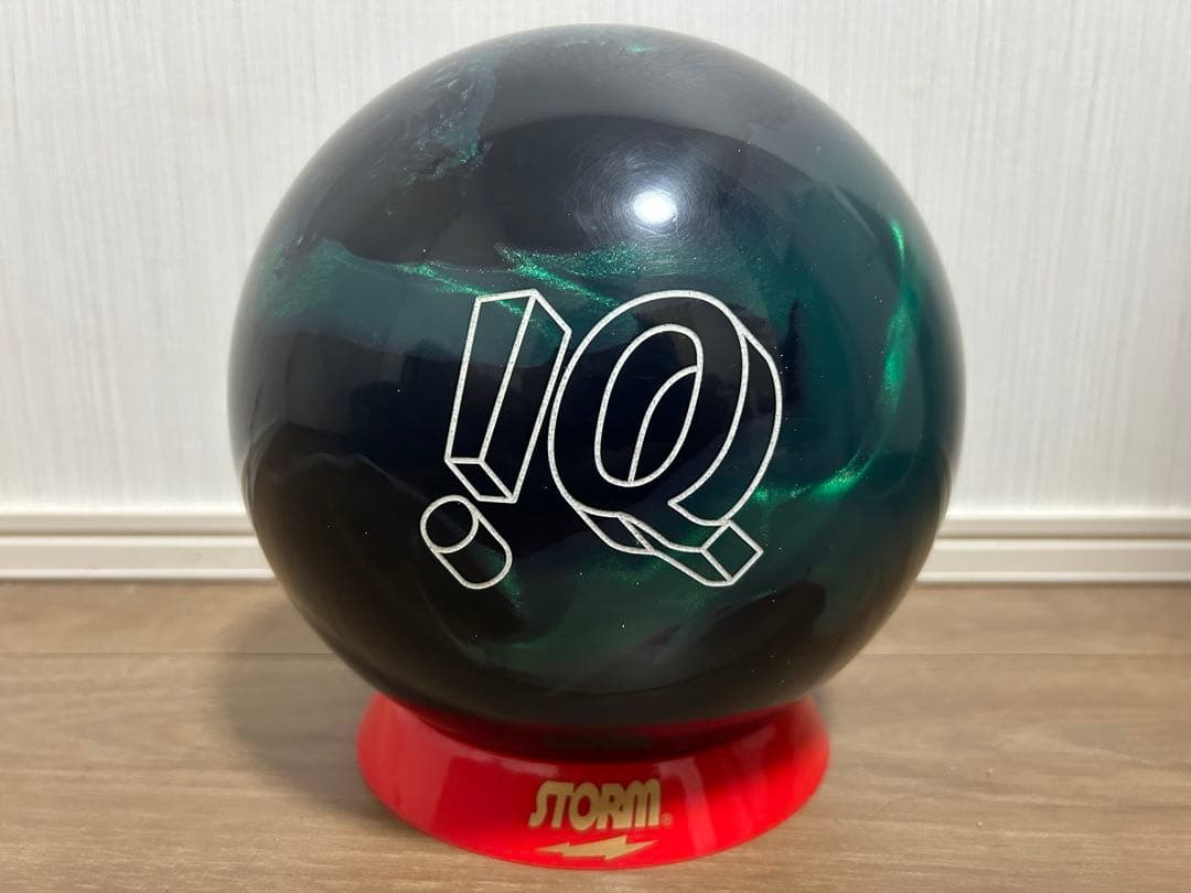 送料込み【新品】IQツアーA.I.　ストーム　15ポンド3オンス　18 IQツアーA.I. - ハイスポーツ社 ：信頼のボウリング用品販売