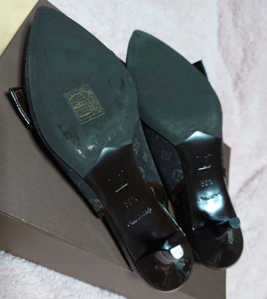 Louis Vuitton　パンプス　23.5cm