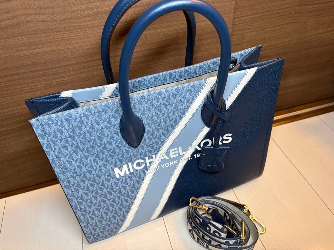 MICHAEL KORS バッグ Michael Michael Kors Arden Large Top-Zip Tote Bag | Brixton Baker