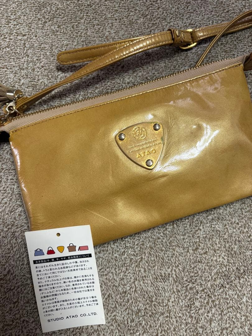 ATAO ゴールド ショルダーバッグ ブーブー ウォレット - メルカリ