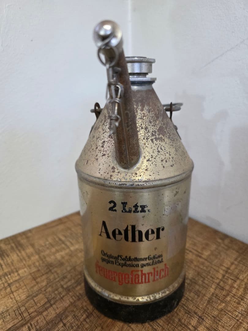 Z*i様 激レア ビンテージ給油缶 ビンテージストーブ 石油ストーブ