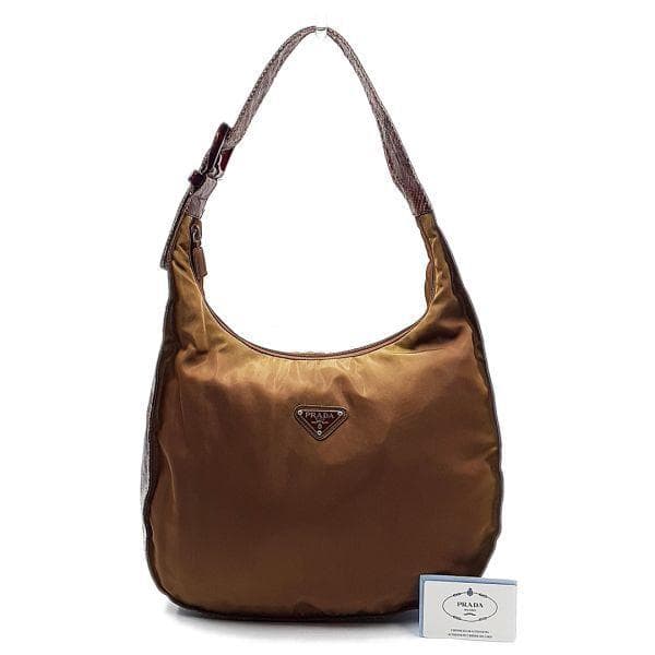 プラダ PRADA ショルダーバッグ 三角プレート テスートナイロン パイソン PRADA（プラダ） 美品 テスート 三角ロゴプレート ブラック 黒