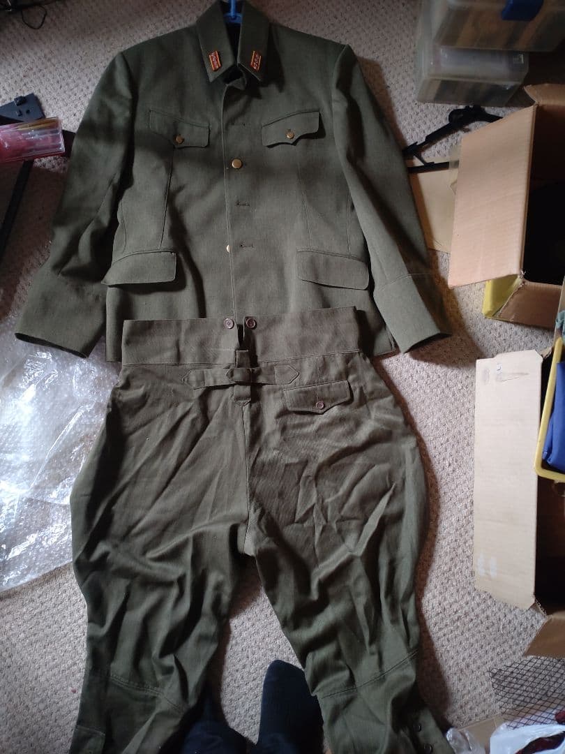 日本陸軍　軍服　S＆Graf製　Lサイズ　大尉階級章付き　上下セット 日本軍 大日本帝国陸軍 九八式軍衣 複製 S&GRAF製 陸軍大尉 階級章付き