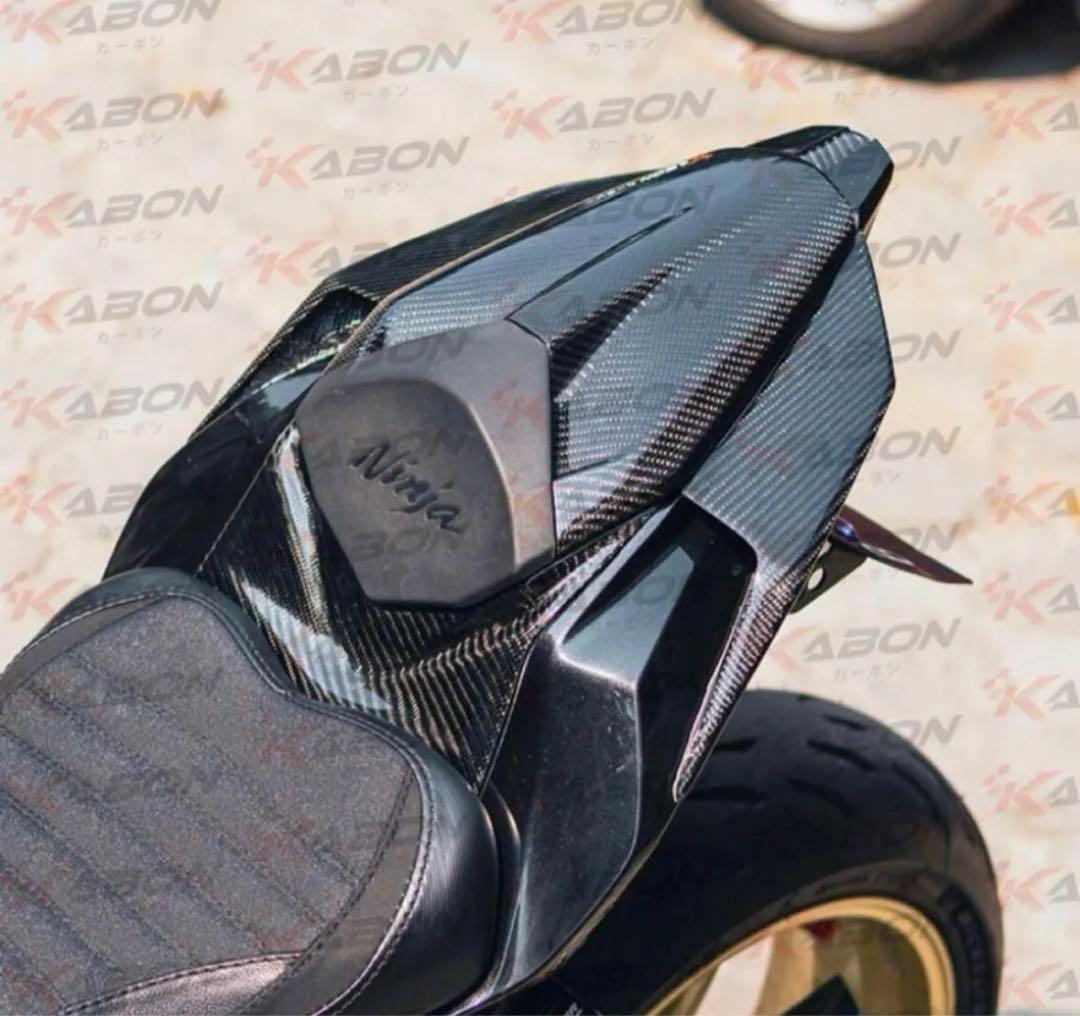 ZX25R/ZX4R カーボンサイドテールカバー - メルカリ
