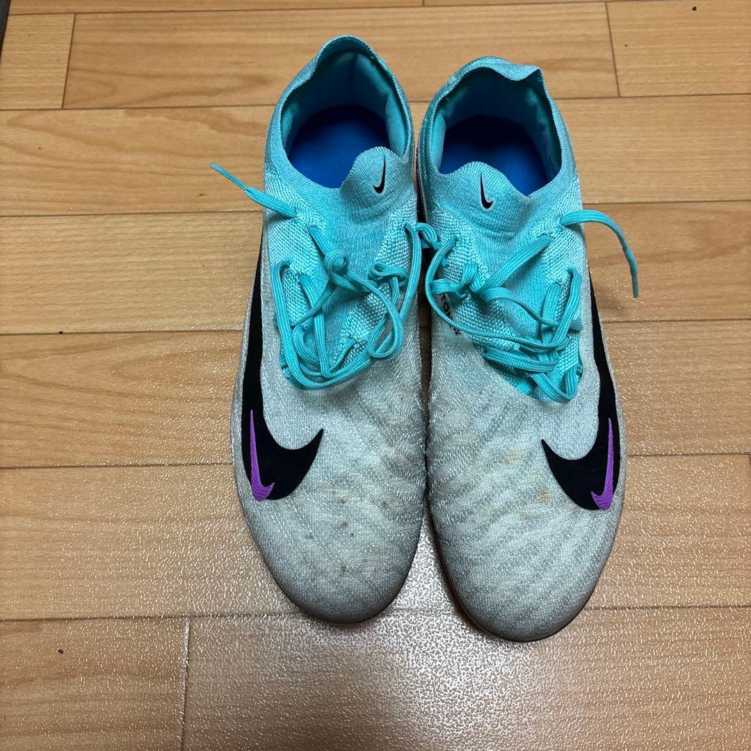 サッカースパイク NIKE ファントムGX 28cm - メルカリ