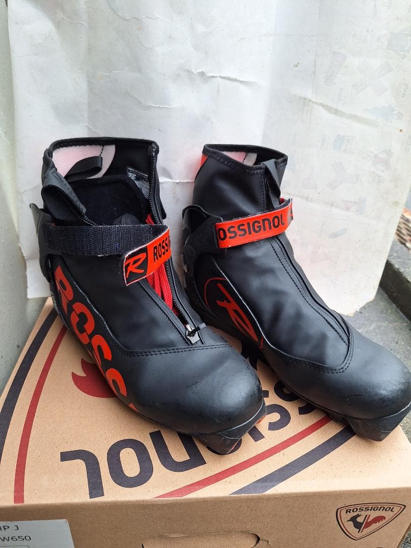 ROSSIGNOL クロスカントリースキーコンビブーツ 黒/赤 ROSSIGNOL（ロシニョール） クロスカントリースキー ブーツ BOOTS