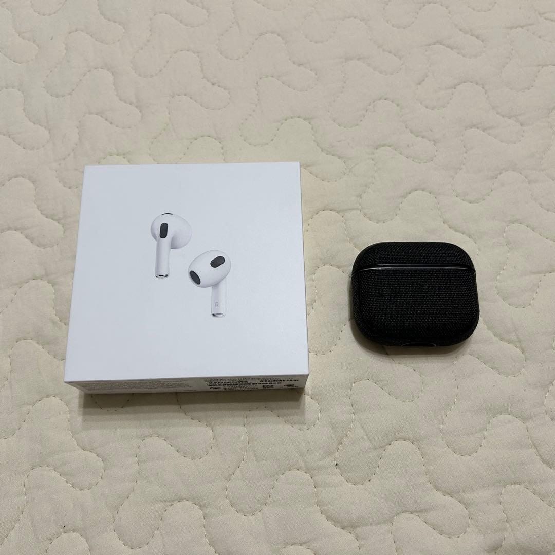 AirPods 本体 ブラックケース 充電ケーブル