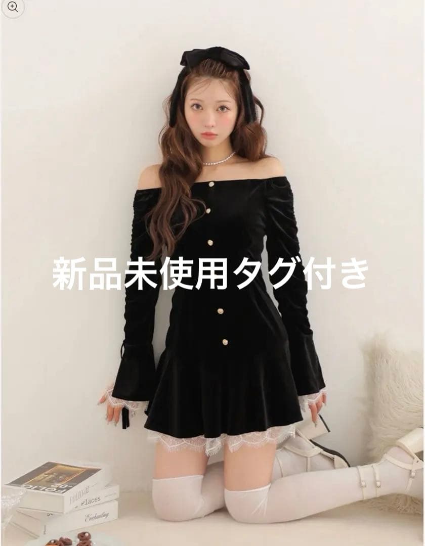 J*様 M me eme Classical velvet mini onepi M me eme Classical velvet mini onepiece - メルカリ