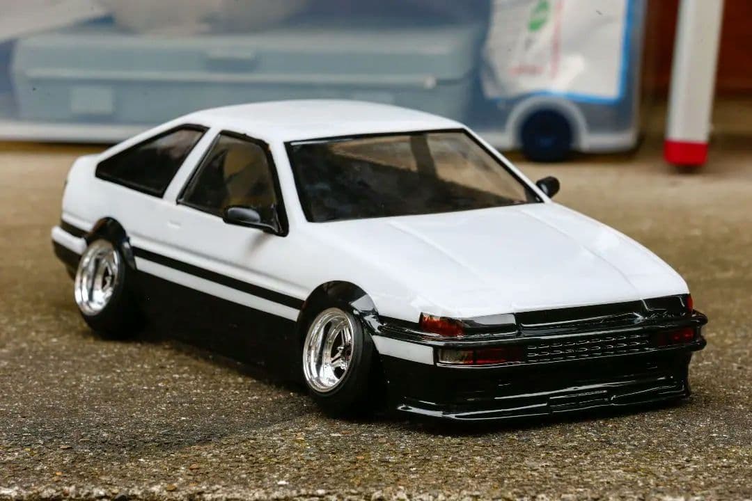 パンドラRC トヨタ AE86 3Drトレノ 未走行 塗装済みボディ パンドラRC トヨタ AE86 カローラ レビン 3DR 1/10電動RCカー用 未塗装