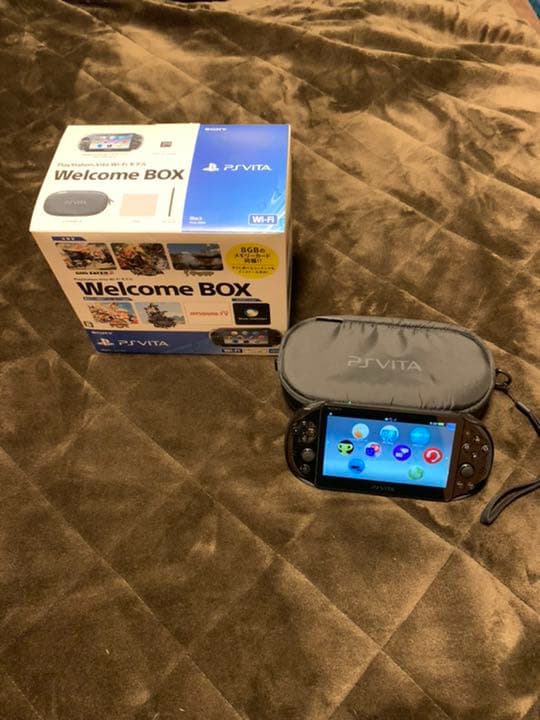 PlayStation®Vita Wi-Fiモデル Welcome BOX P… Amazon.com: Sony PlayStation Vita 3G / Wi-Fi Model Crystal Black