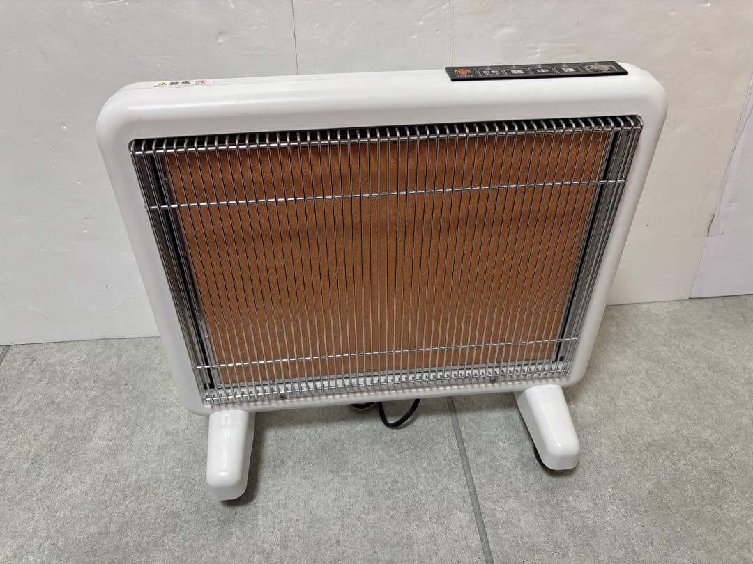 日本遠赤外線 サンルミエ N700L-GR エクセラ7 パネルヒーター 日本遠赤外線 サンルミエ・エクセラ7 N700L-GRをレビュー！クチコミ