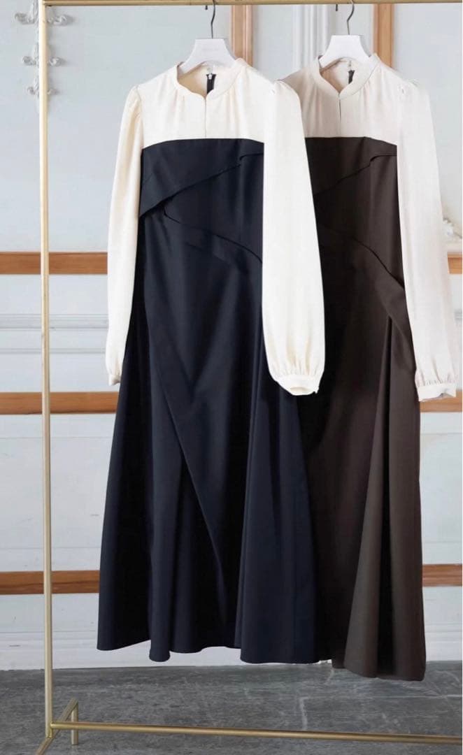 Herlipto♡Bicolor Draped Dress - メルカリ
