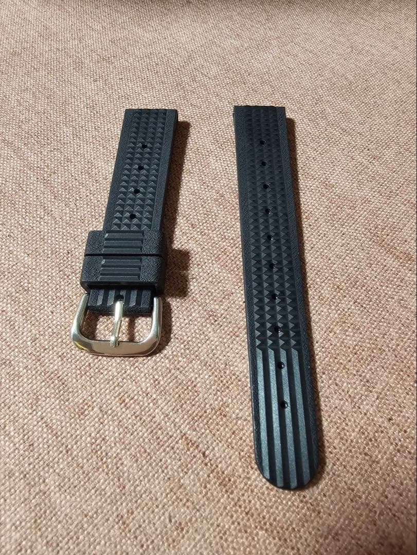 セイコー ダイバー用純正ウレタンベルト ワッフル19mm極美品 SEIKO（セイコー） 腕時計 時計 ベルト 19mm ウレタン バンド DAL3BP