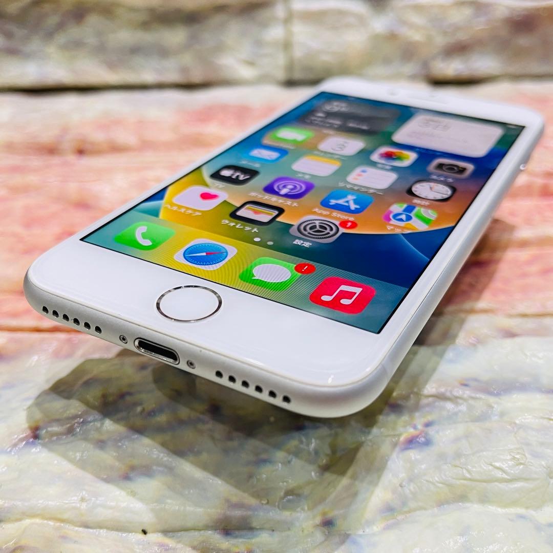 SIMフリー iPhone8 64GB シルバー 電池良好 - メルカリ
