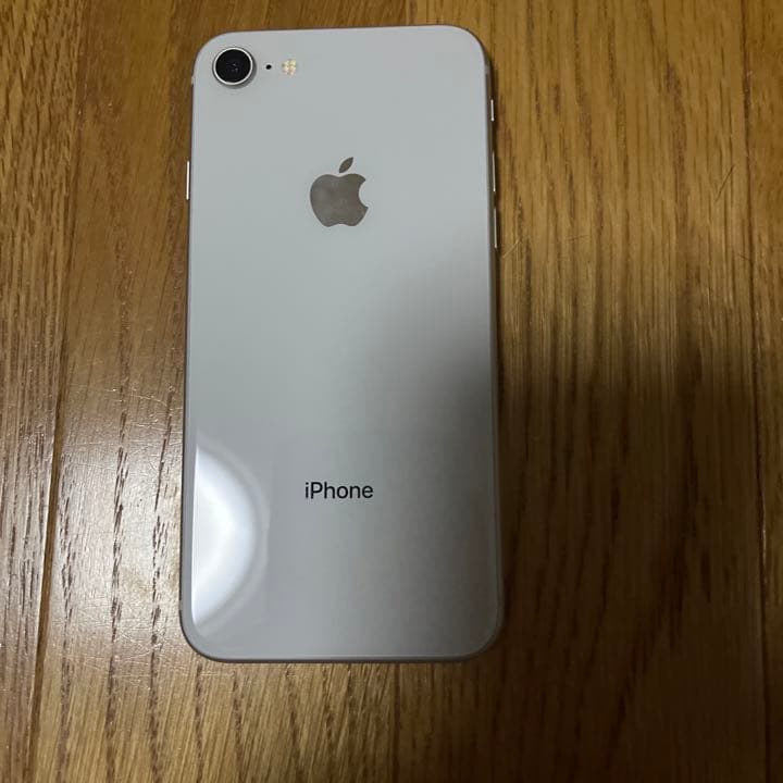 即日配送 iPhone 8 Silver 64 GB SIMフリー 家電・スマホ・カメラ