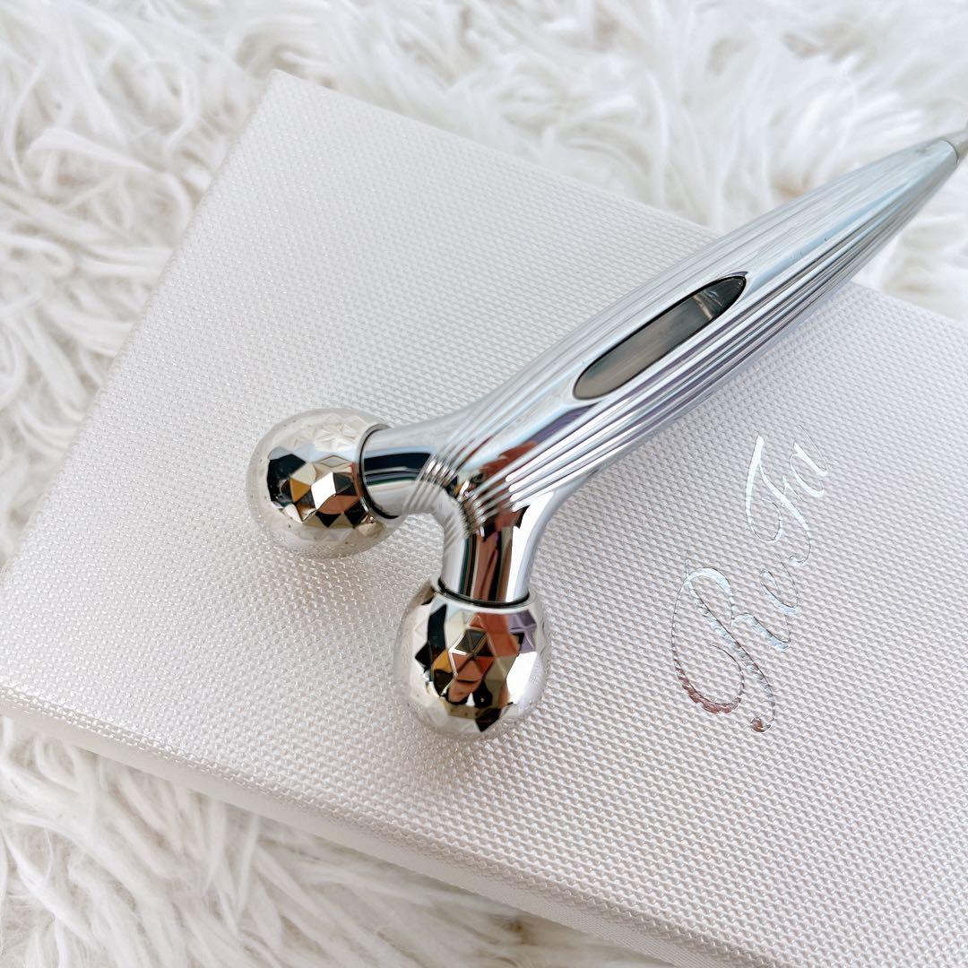 美品✨ReFa リファ RF-SR2150B エスカラットレイ 美顔ローラー - メルカリ