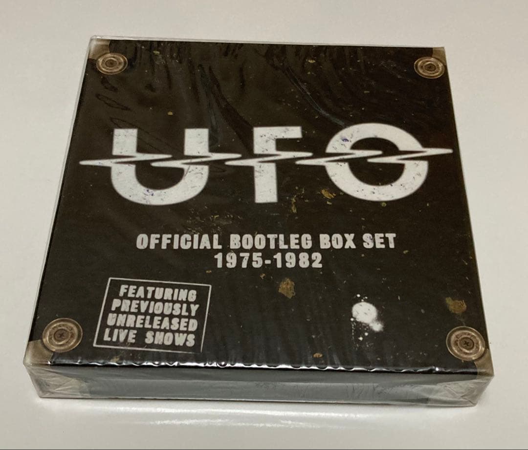 UFO・マイケルシェンカー・Official Bootleg Box Set Amazon.co.jp: Walk the Stage: The Official Bootleg Box Set
