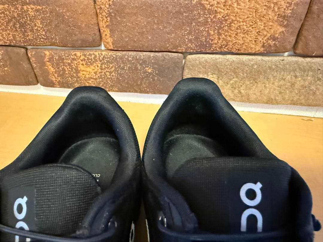 靴 on cloud6 27.5cm