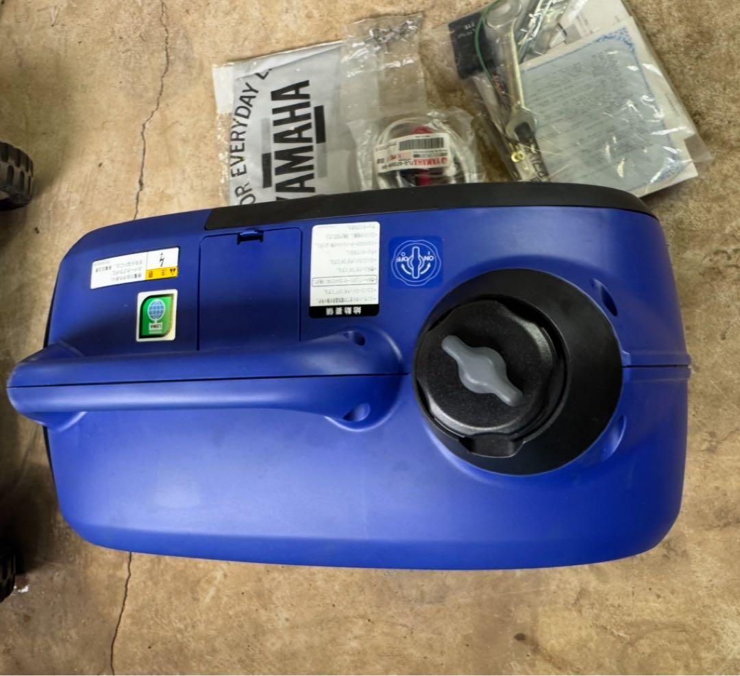 ヤマハ 発電機 EF900iS インバータ発電機 0.9kVA