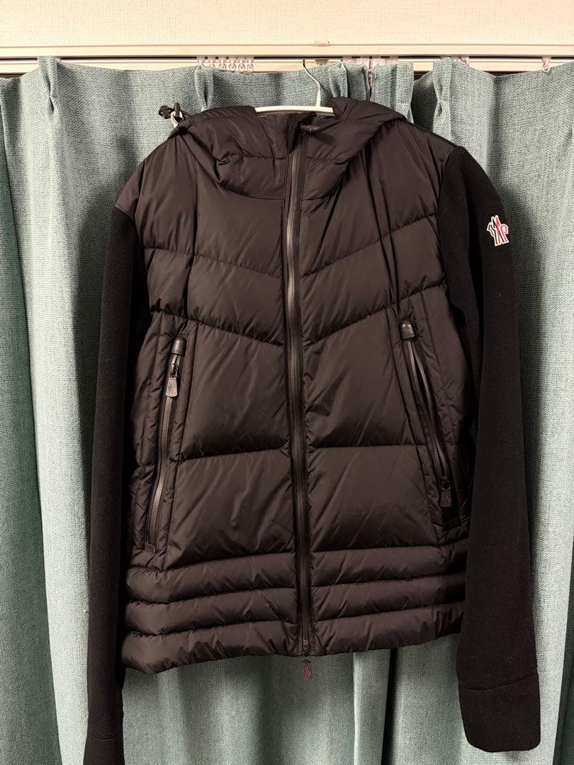 MONCLER GRISETTE フード付きダウンジャケット MONCLER (モンクレール) フード着脱 ショート パイロット ダウン