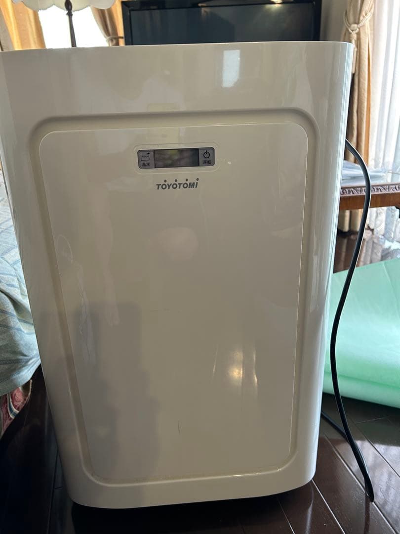 スポット冷房エアコン　トヨトミ製品2020年 TAD-22NW | 空調製品 | トヨトミ-TOYOTOMI 公式サイト