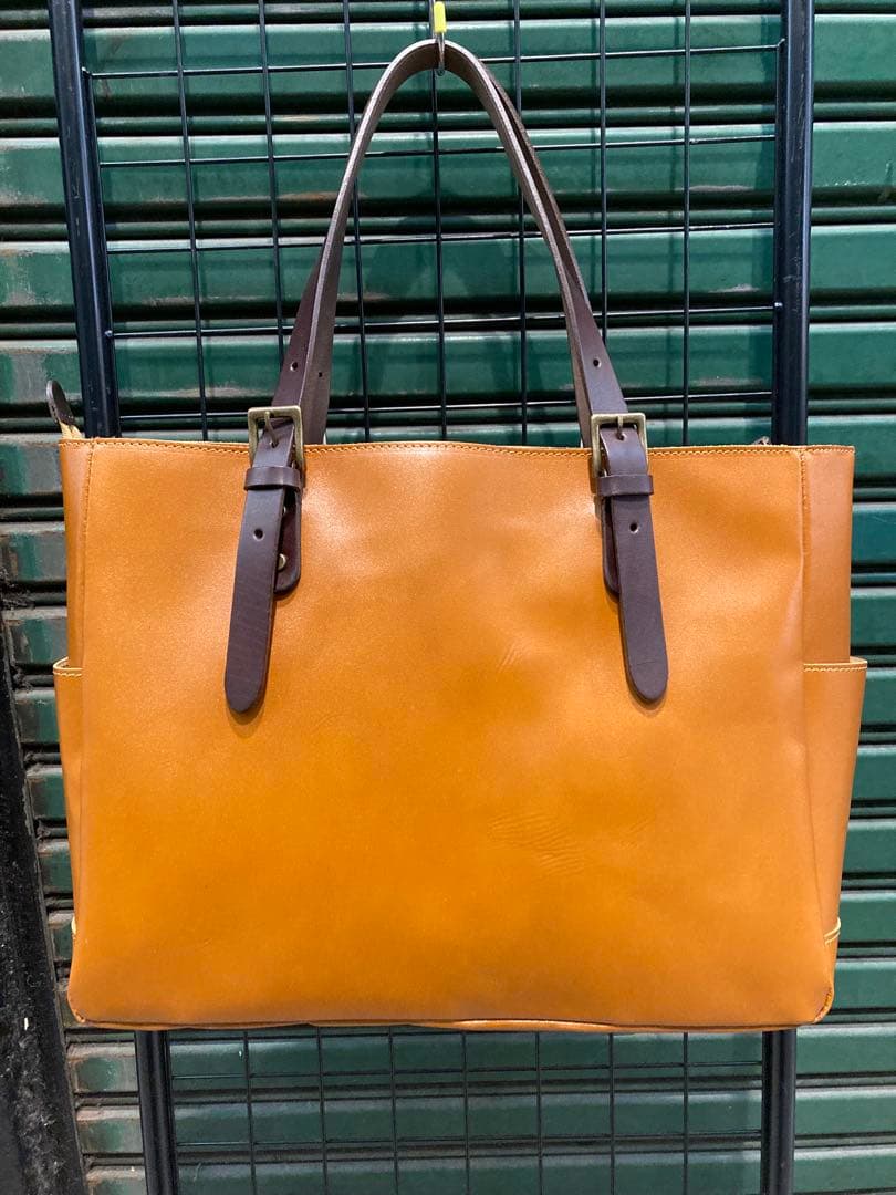 『zeha』「新品」【牛革】《姫路レザー》トートバッグ