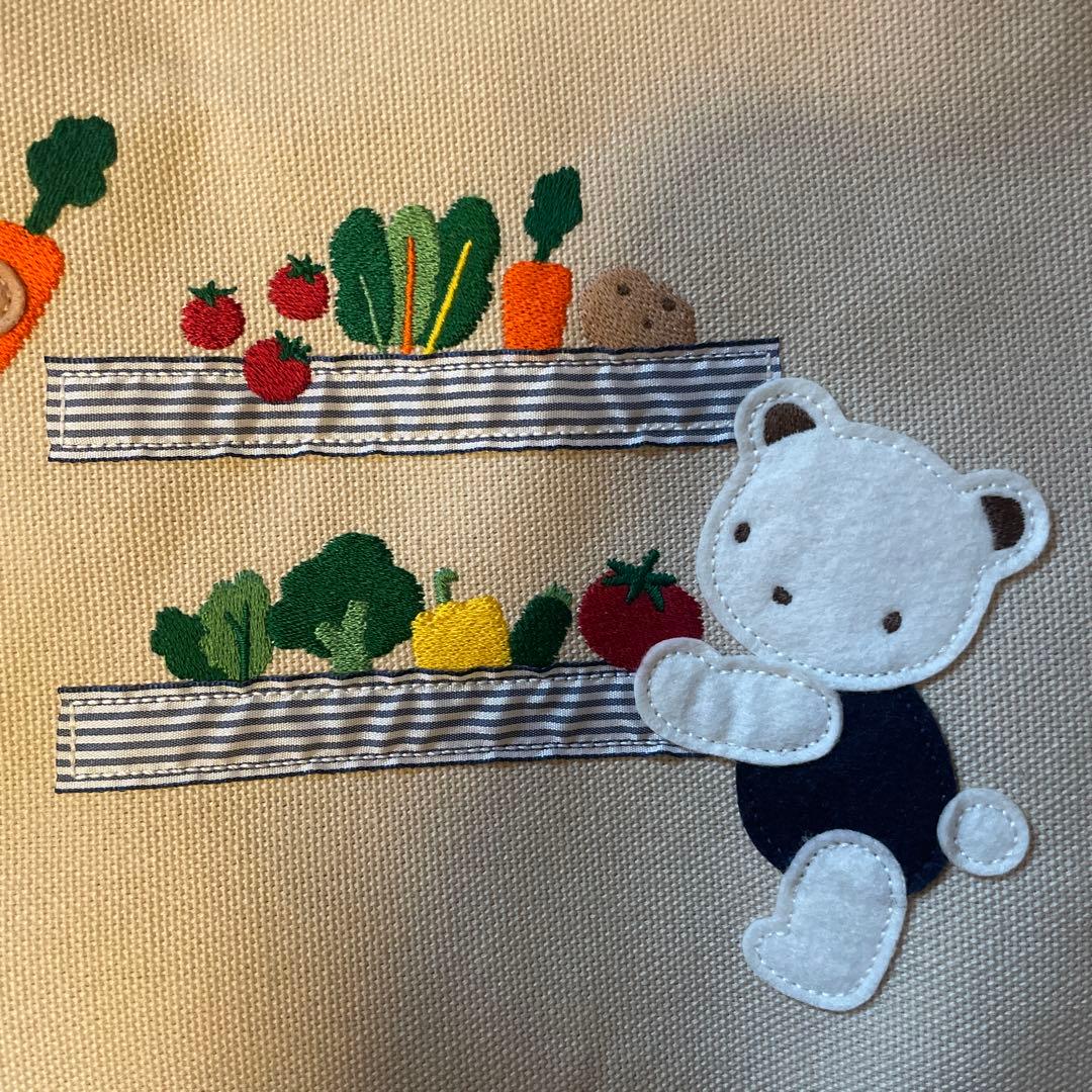 美品】familiar×kowa コラボ お野菜刺繍 帆布バッグ - メルカリ