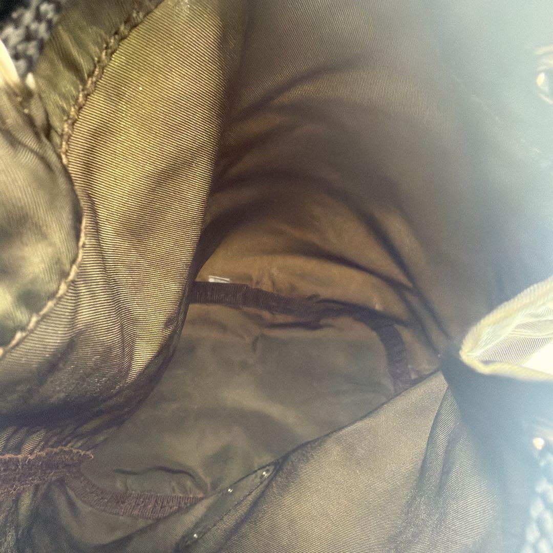 良品 PRADA 巾着ポーチ カーキ ヴィンテージ ナイロン 三角ロゴ - メルカリ