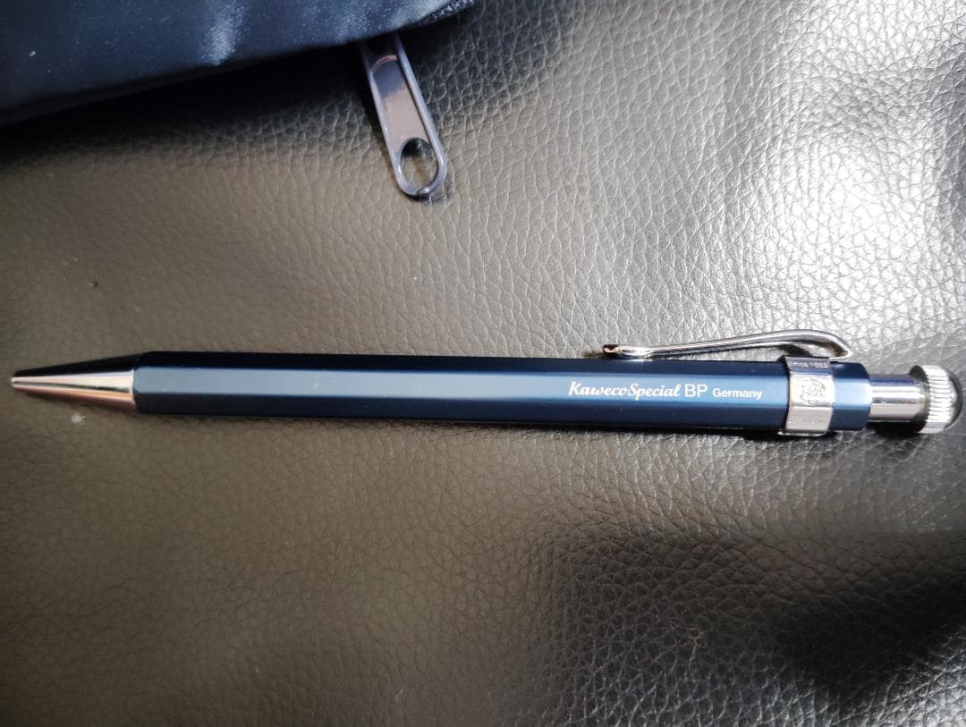 【値下げ】カヴェコスペシャル ブルー ボールペン 最安値”【カヴェコスペシャル】ブルーエディション ボールペン