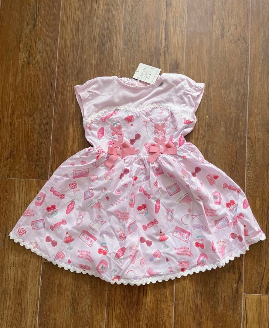 mezzo piano 新品未使用 キャンディ柄 半袖ワンピース 110cm mezzo piano メゾピアノ ぬいぐるみ柄 半袖カットワンピース