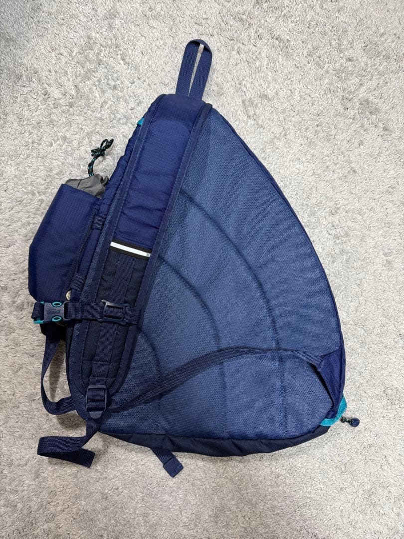 00s Coleman ワンショルダーバッグ ギミック スリングバッグ ネイビー