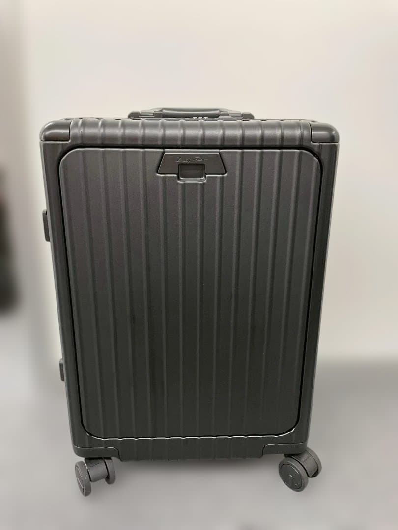 リベティ多機能キャリーケース【マットブラックSサイズ】A30 リベティ多機能キャリーケース【マットブラックSサイズ】A30