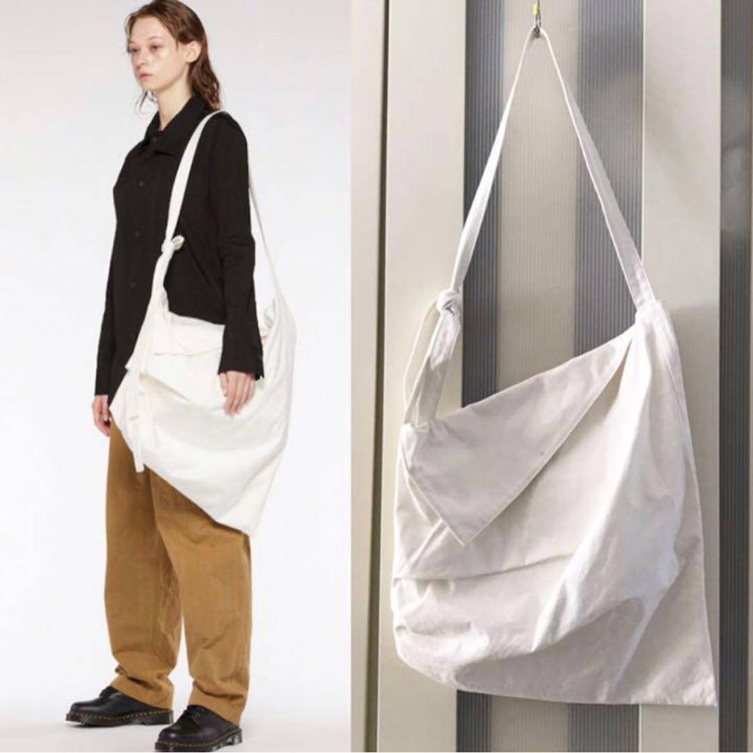 20AW ヨウジヤマモト Y’s キャンバスドレープショルダーバッグ ワイズ 白 Y's 表参道限定の軽量ナイロンバッグ、ドレープが崩れない立体